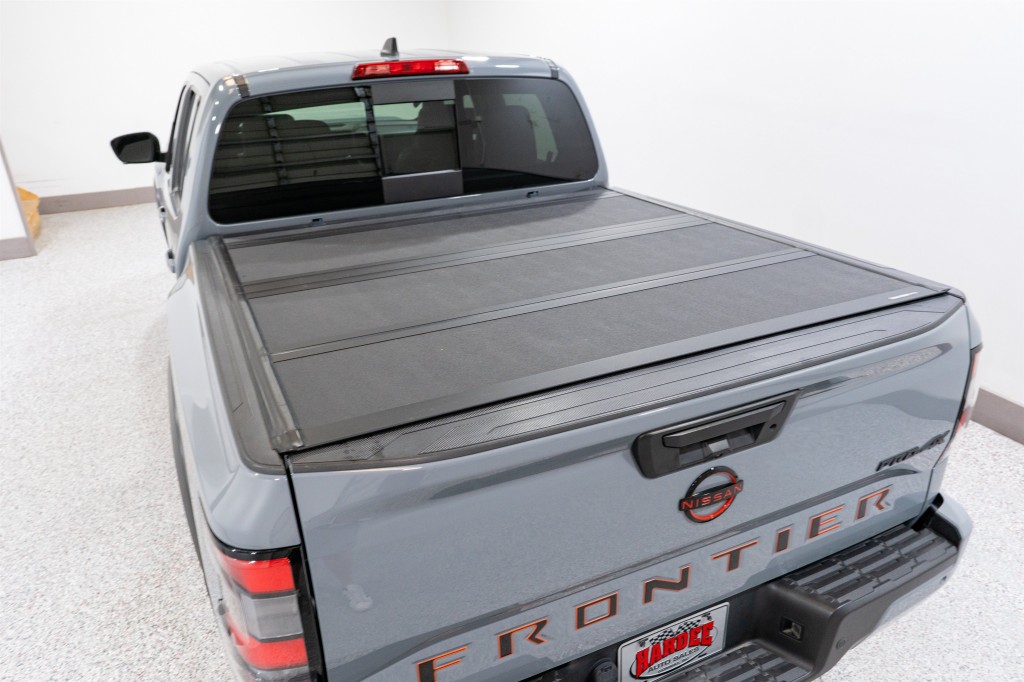 2023 Nissan Frontier Image 11
