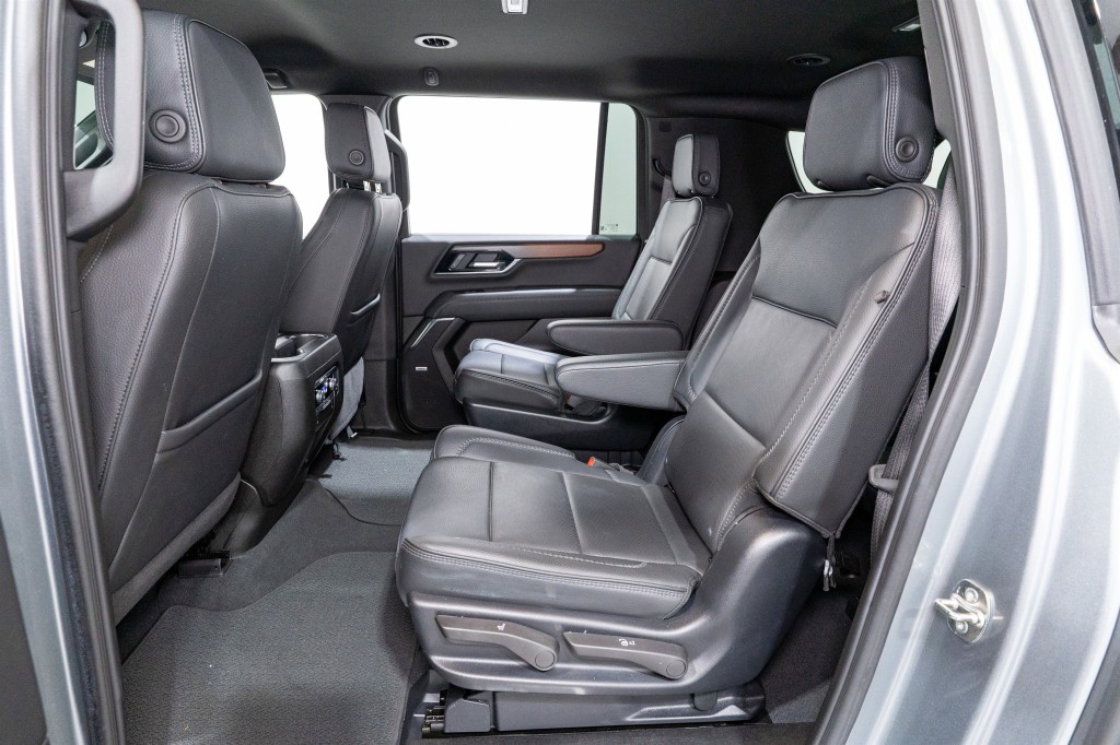 2025 GMC Yukon Image 33