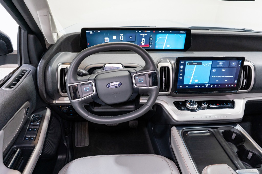 2025 Ford Expedition Image 11