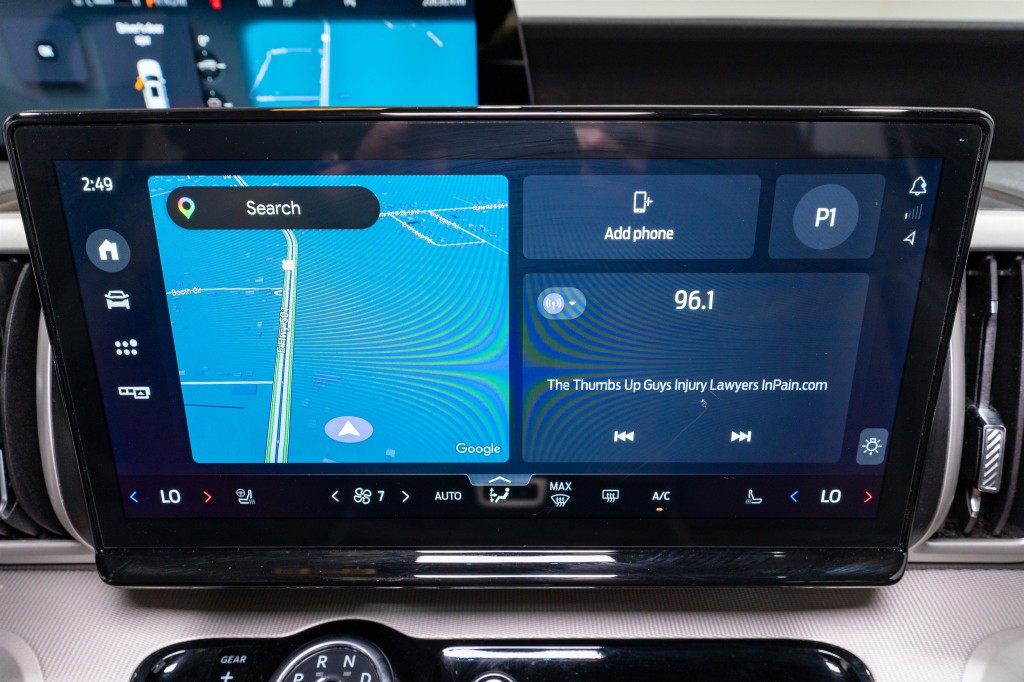 2025 Ford Expedition Image 17