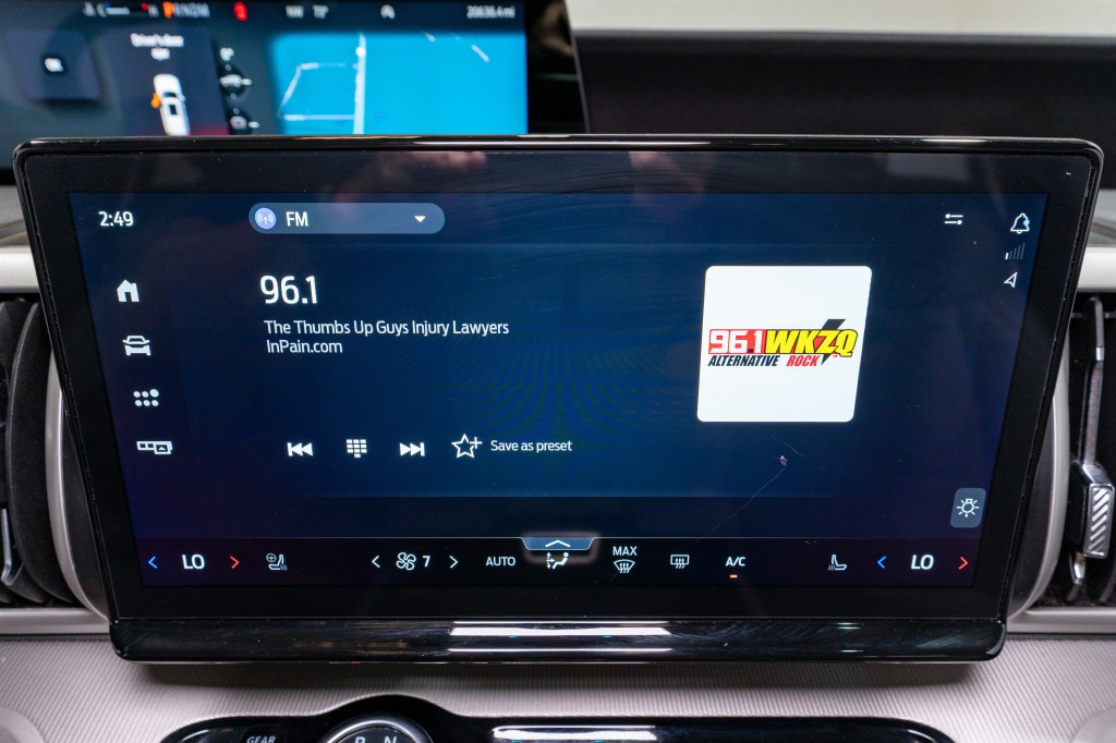 2025 Ford Expedition Image 19