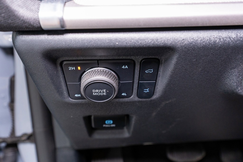 2025 Ford Expedition Image 32
