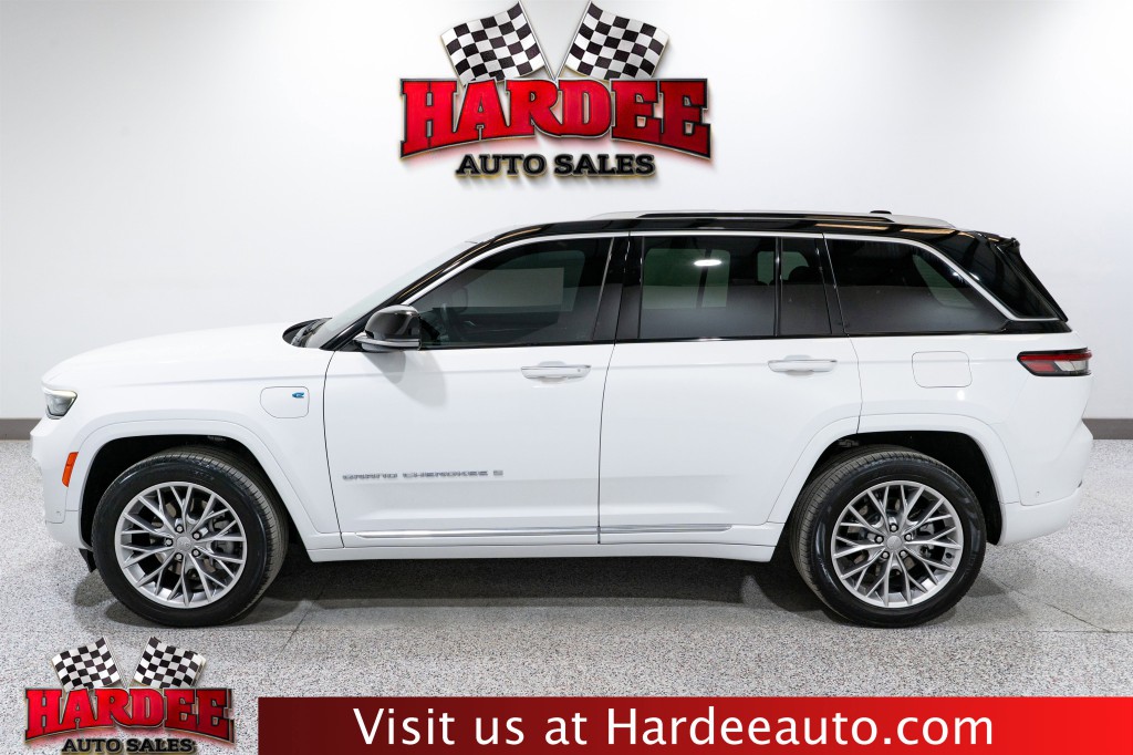 2023 Jeep Grand Cherokee Image 1