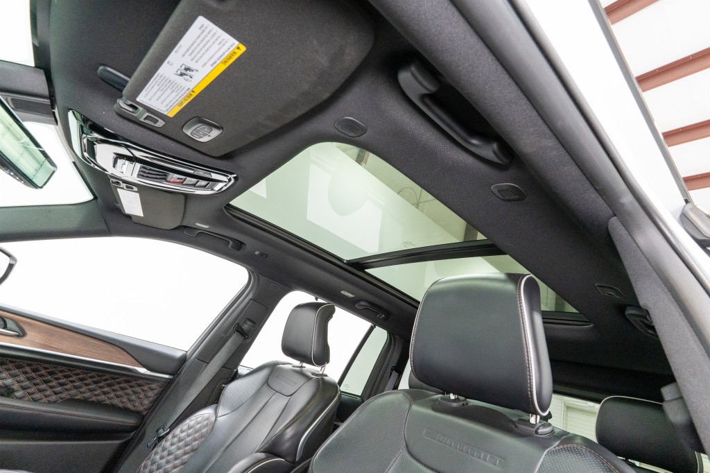 2023 Jeep Grand Cherokee Image 18