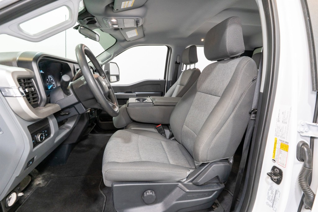 2025 Ford F-250 Image 17