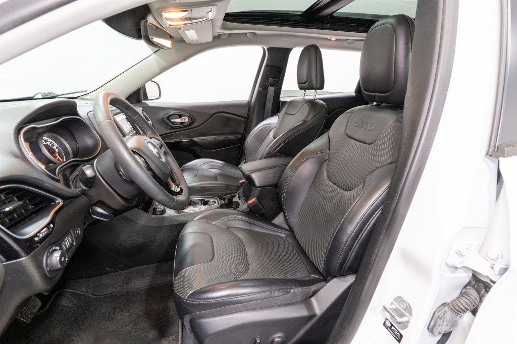 2023 Jeep Cherokee Image 16