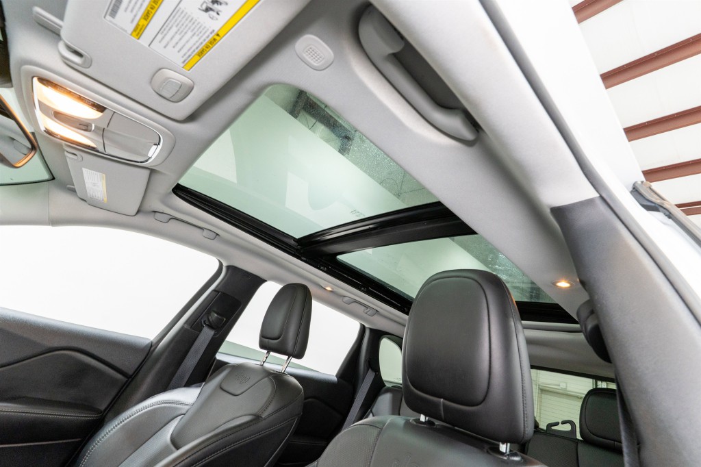 2023 Jeep Cherokee Image 17