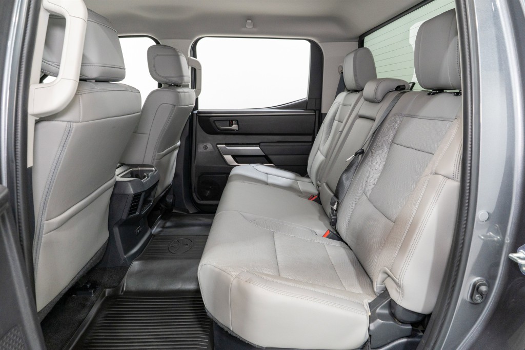 2024 Toyota Tundra Image 31