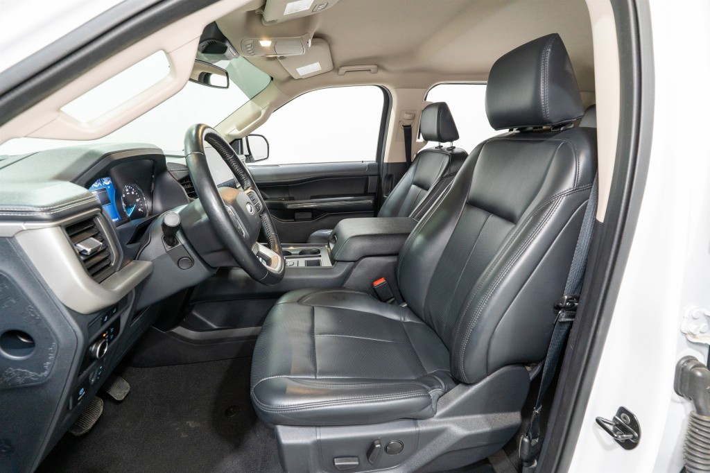 2024 Ford Expedition Image 16