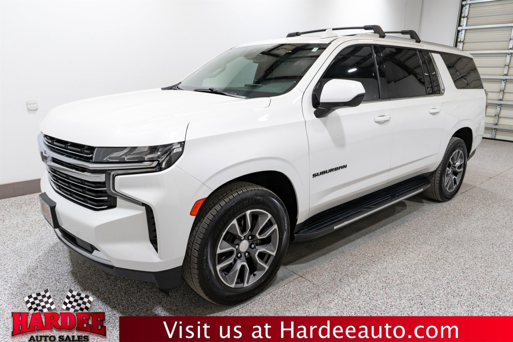 2021 Chevrolet Suburban Image 2