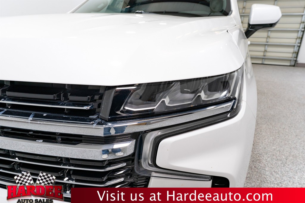 2021 Chevrolet Suburban Image 8