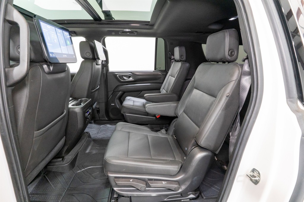 2021 Chevrolet Suburban Image 33