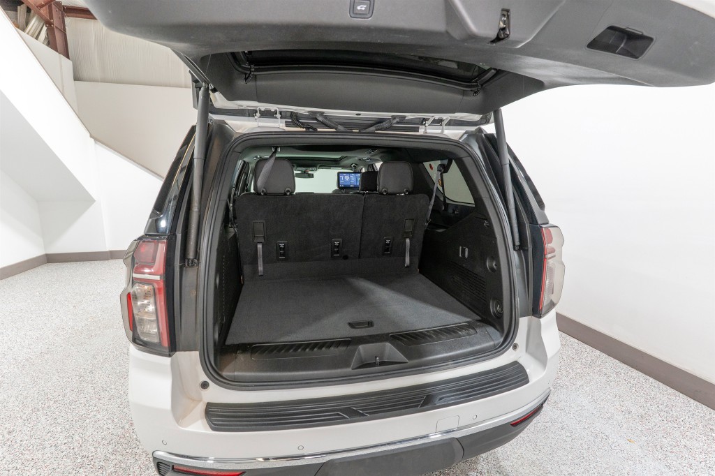 2021 Chevrolet Suburban Image 36