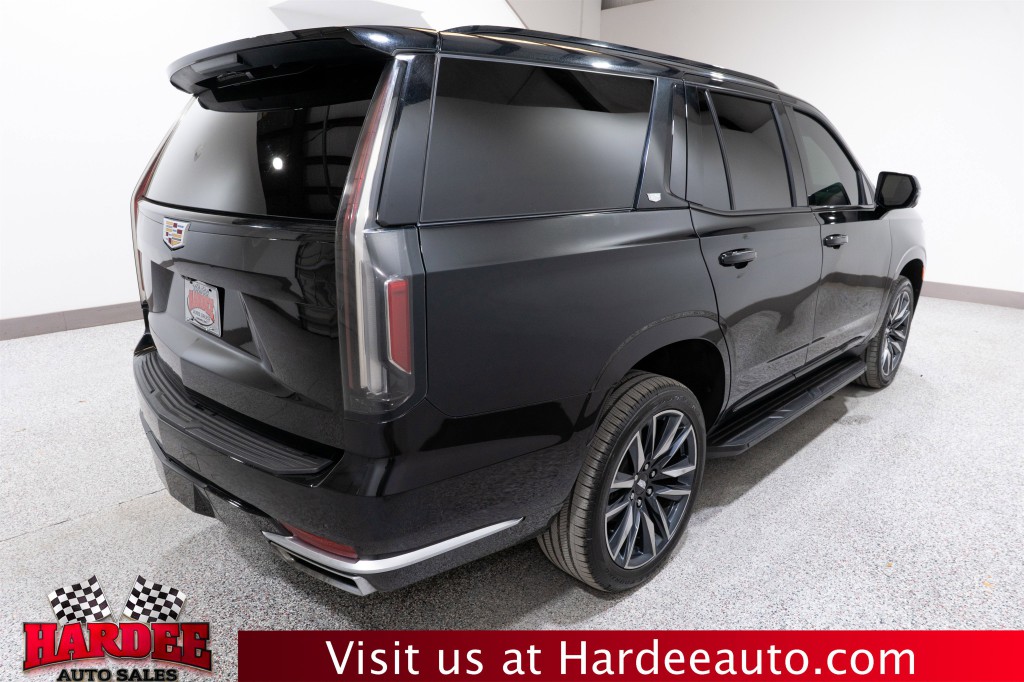 2023 Cadillac Escalade Image 5