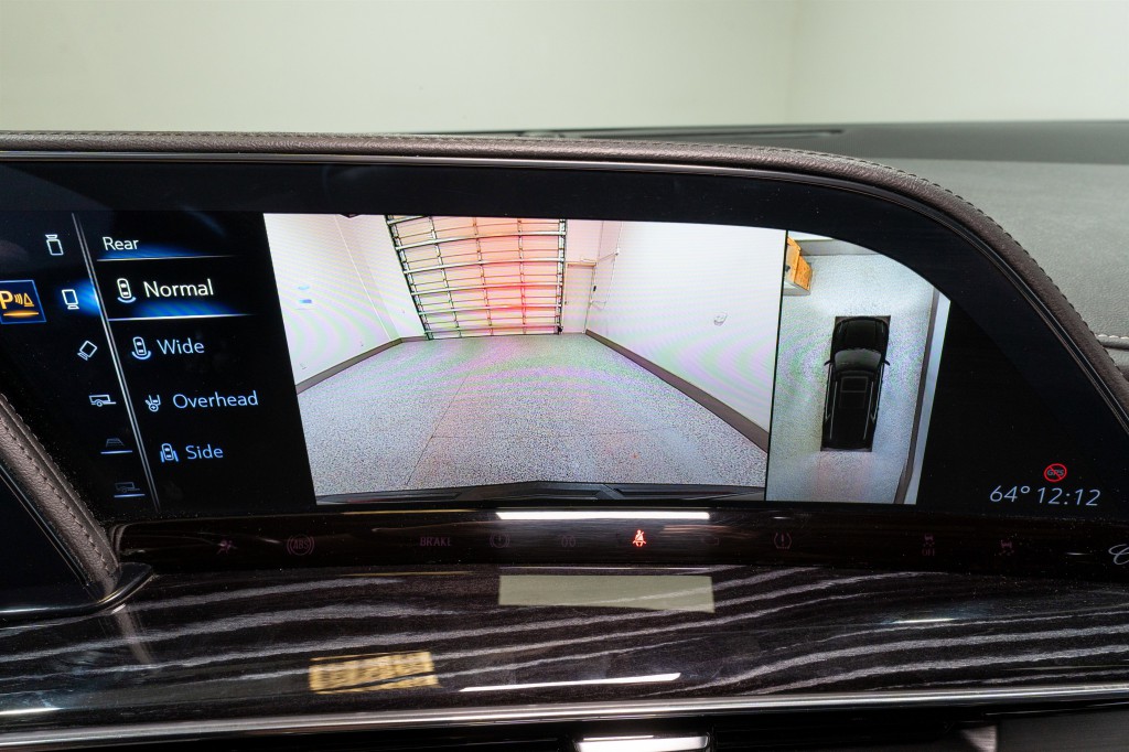 2023 Cadillac Escalade Image 22