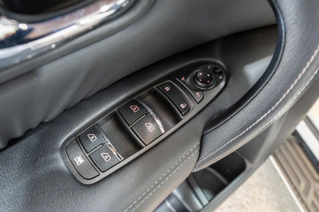 2019 Nissan Armada Image 15