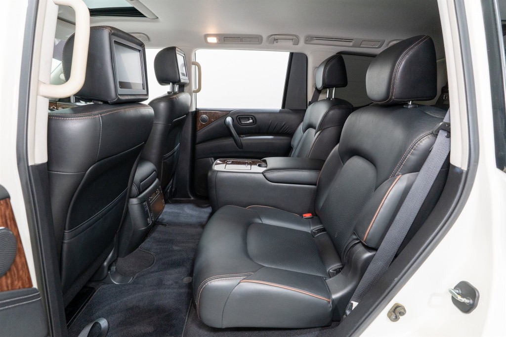 2019 Nissan Armada Image 33