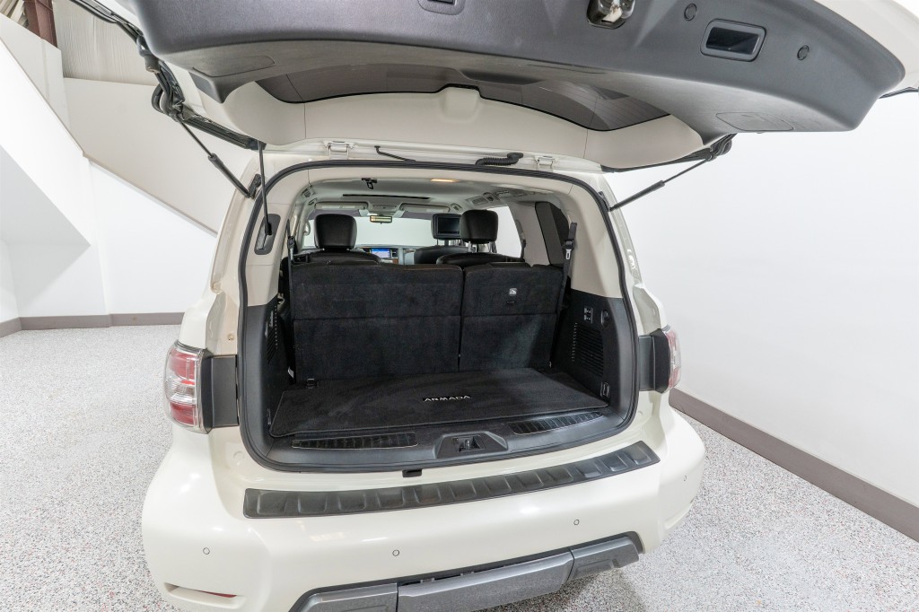 2019 Nissan Armada Image 36