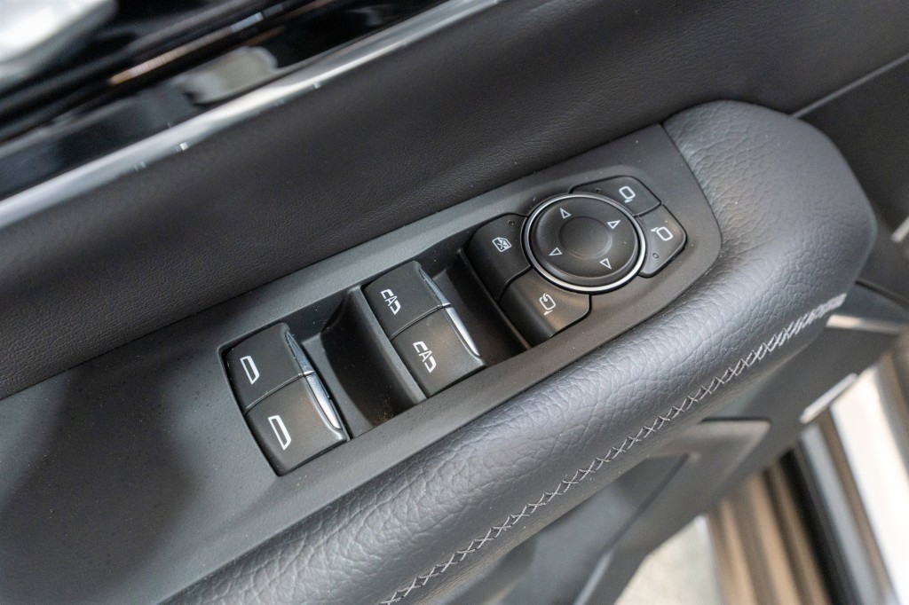 2025 GMC Yukon Image 15