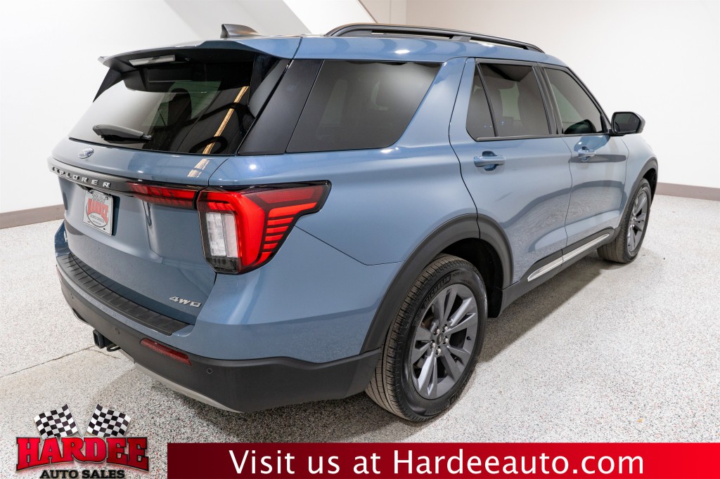 2025 Ford Explorer Image 5