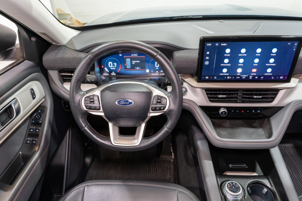 2025 Ford Explorer Image 11