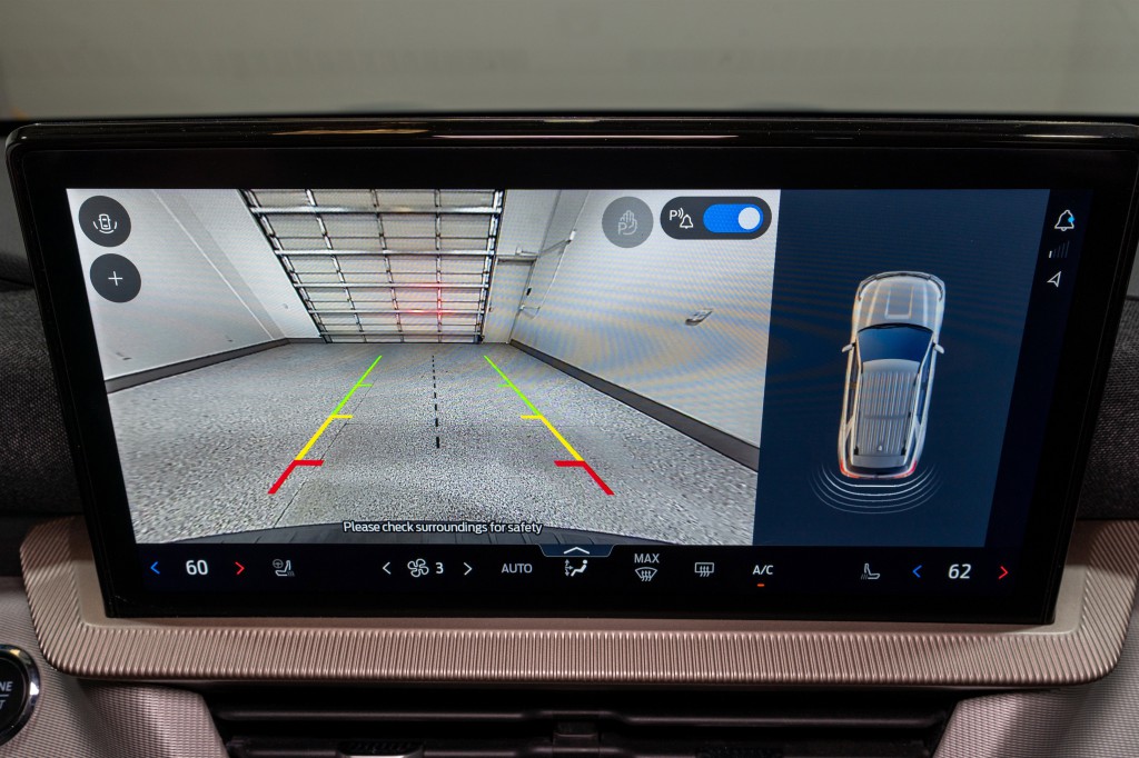 2025 Ford Explorer Image 21