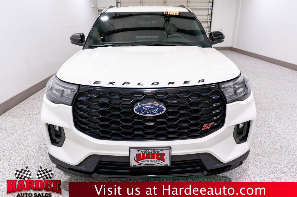 2025 Ford Explorer Image 7