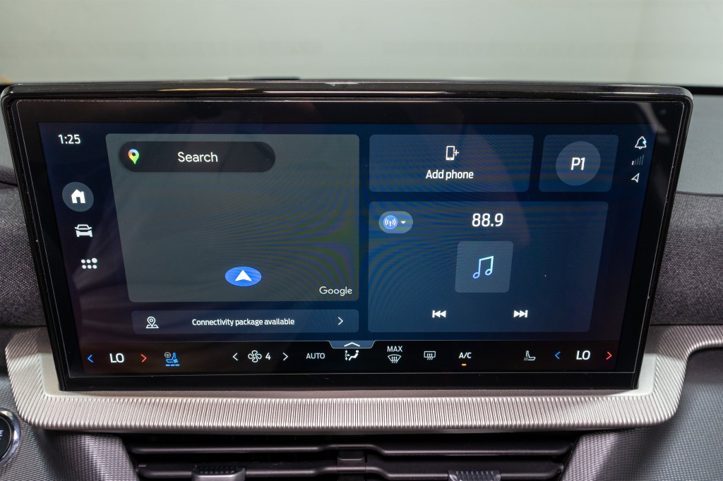 2025 Ford Explorer Image 17