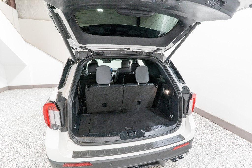 2025 Ford Explorer Image 34
