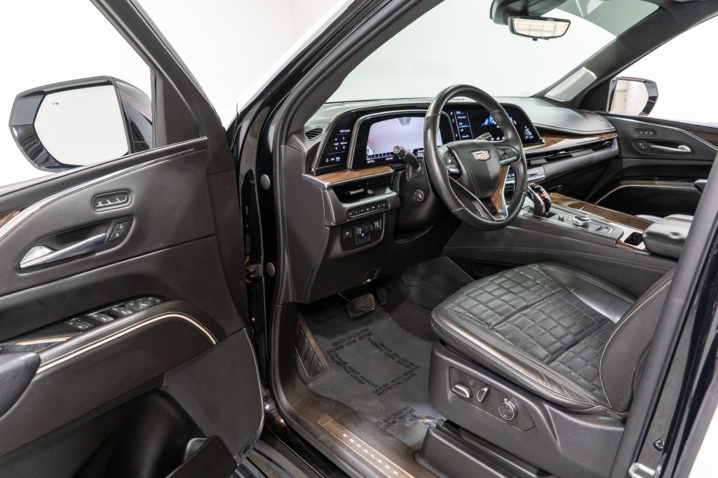 2021 Cadillac Escalade Image 13
