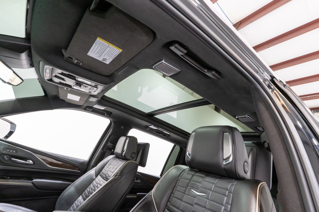 2021 Cadillac Escalade Image 18