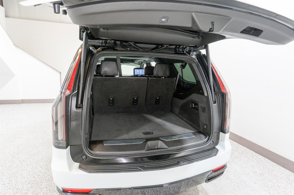 2021 Cadillac Escalade Image 40