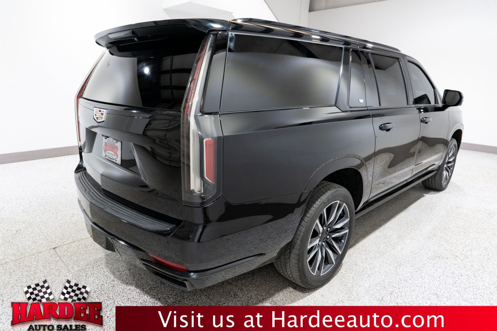 2021 Cadillac Escalade Image 5