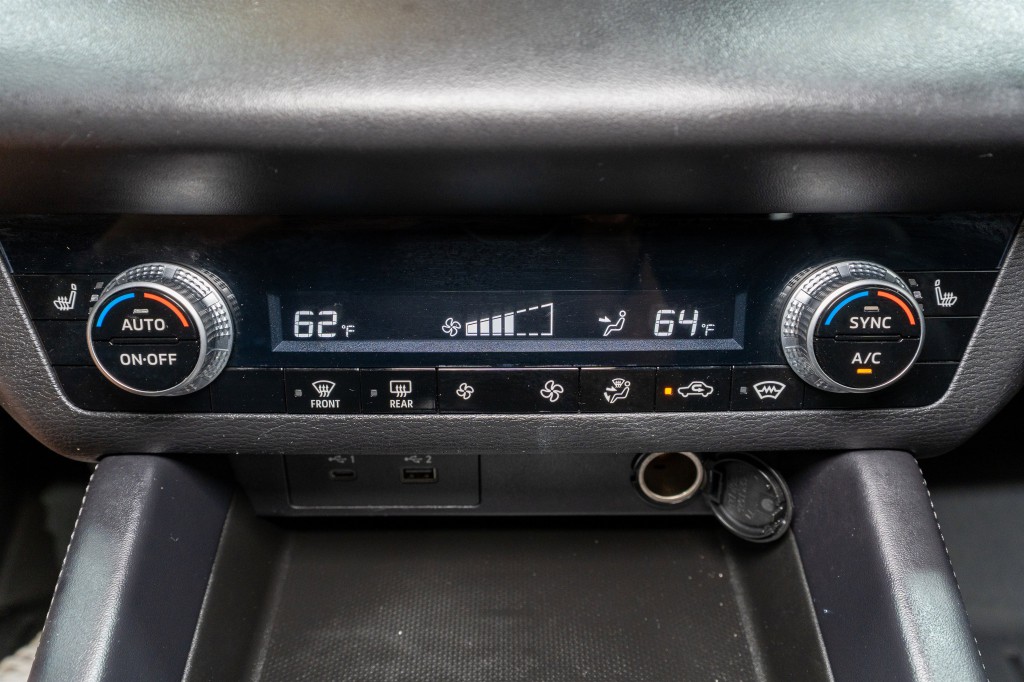 2023 Mitsubishi Outlander Image 19
