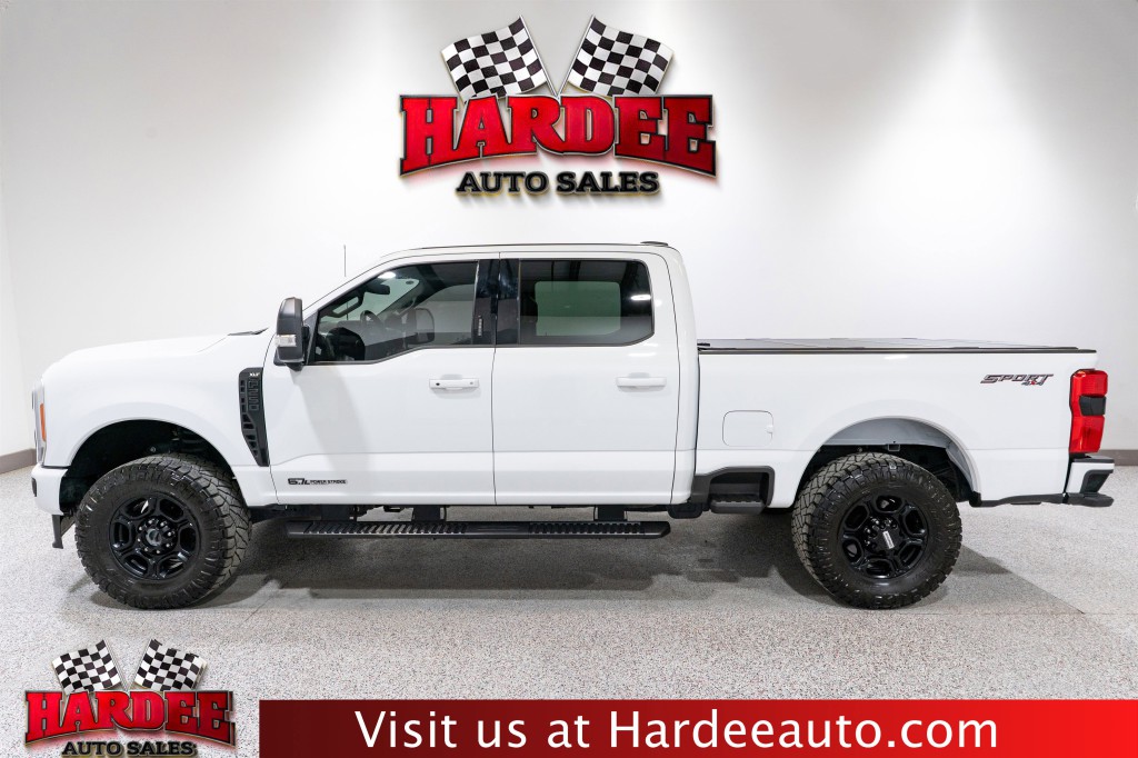 2023 Ford F-250 Image 1