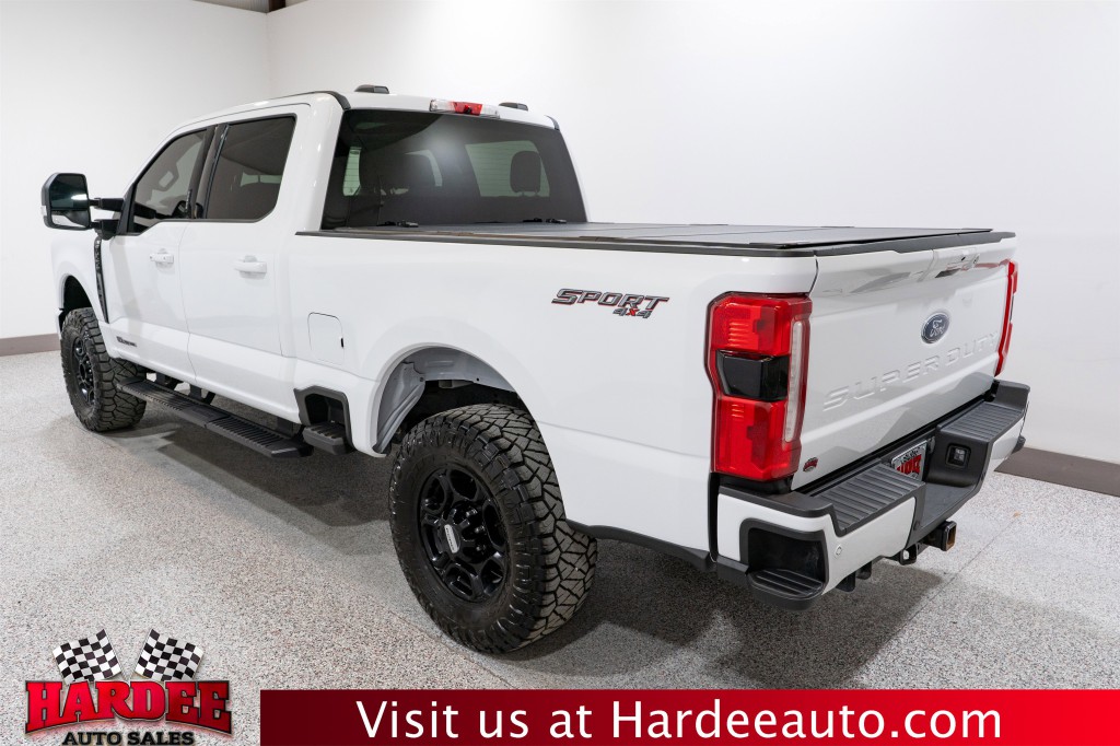 2023 Ford F-250 Image 3