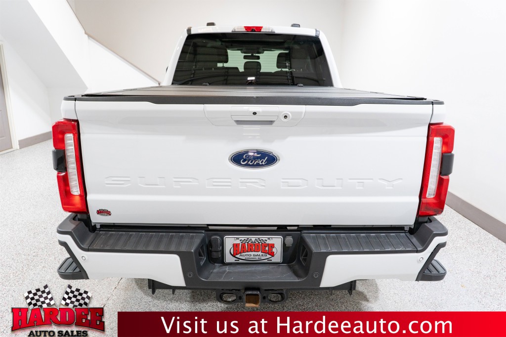 2023 Ford F-250 Image 4
