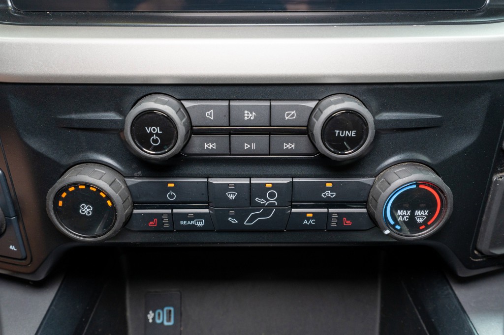 2023 Ford F-250 Image 25