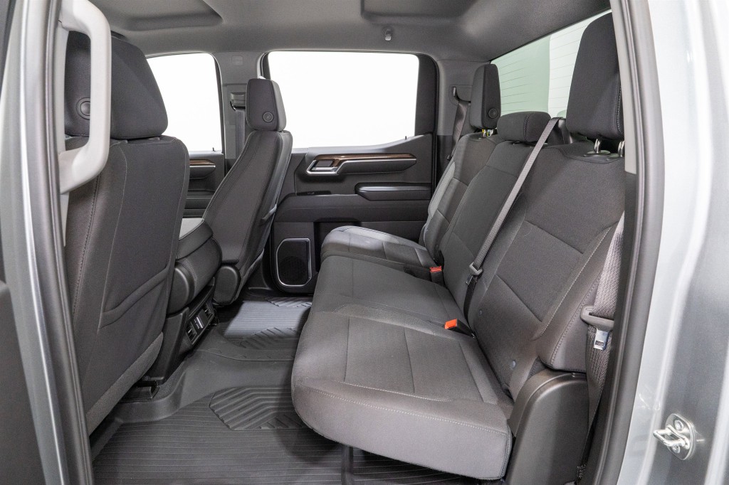2026 Chevrolet Silverado 1500 Image 30