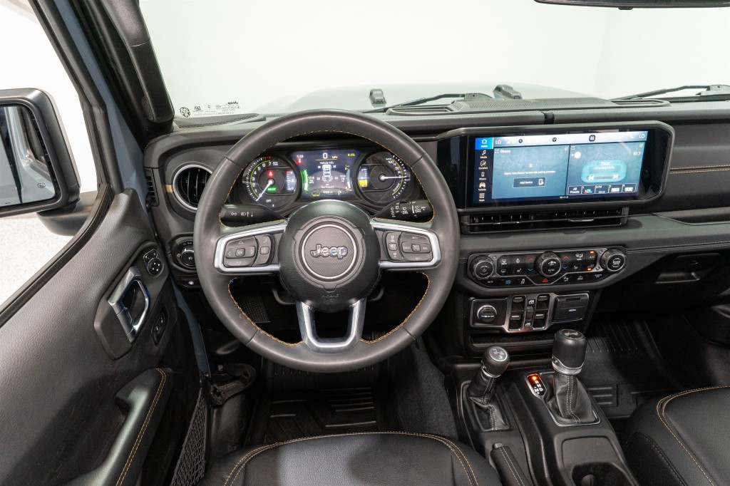 2024 Jeep Wrangler Image 11