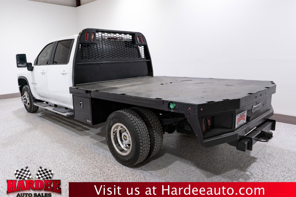 2023 Chevrolet Silverado 1500 Image 3
