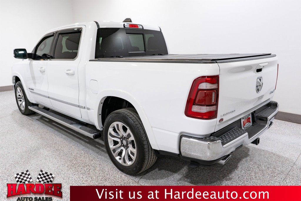2024 RAM 1500 Image 3