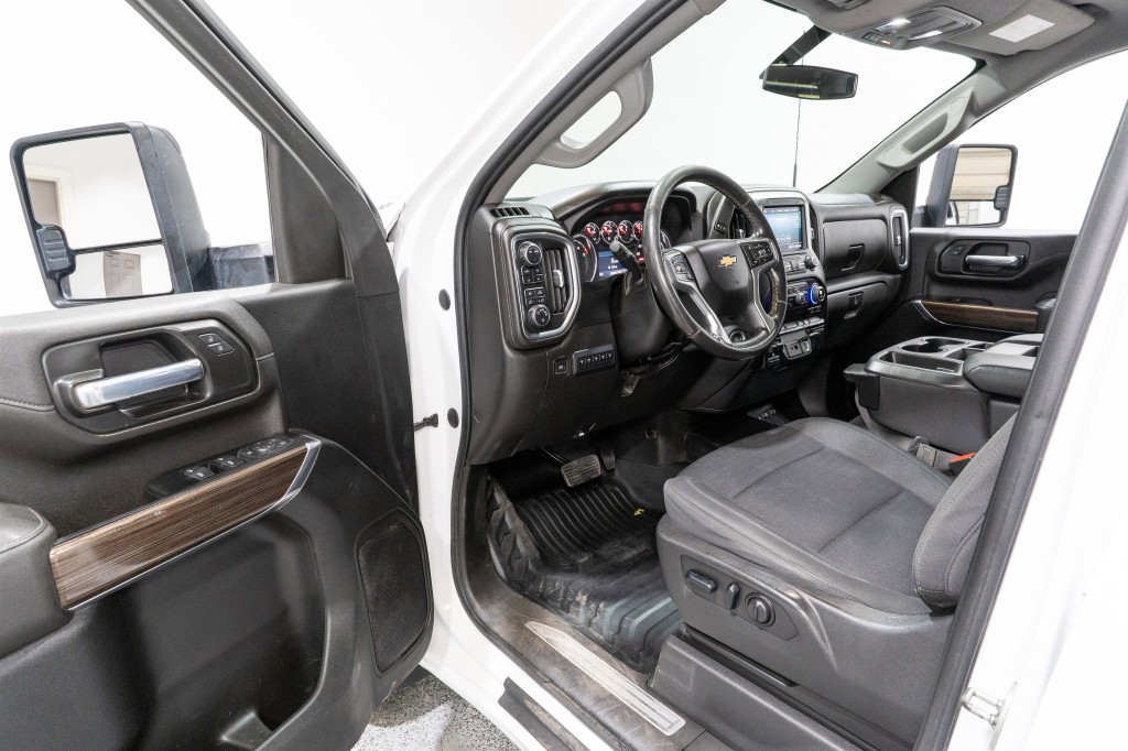 2022 Chevrolet Silverado 1500 Image 12