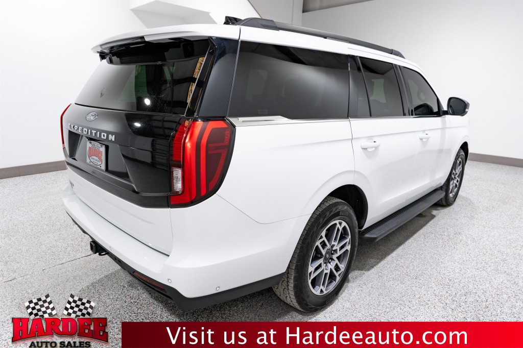 2025 Ford Expedition Image 5
