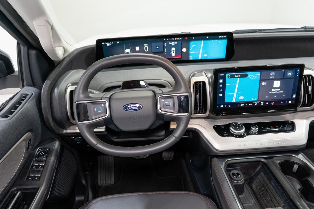 2025 Ford Expedition Image 11