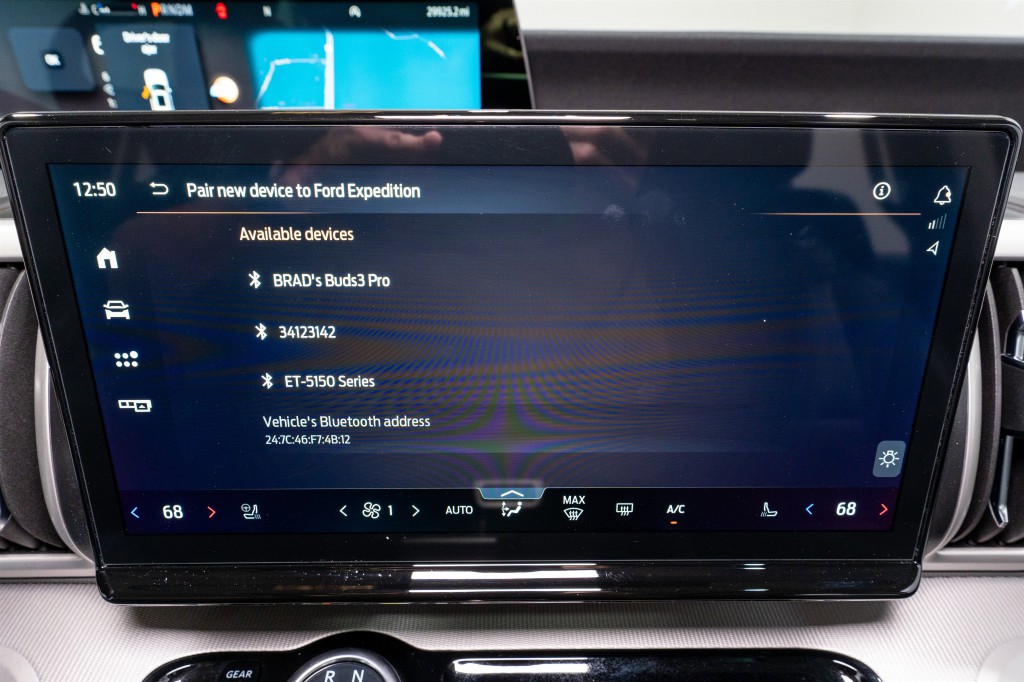 2025 Ford Expedition Image 20