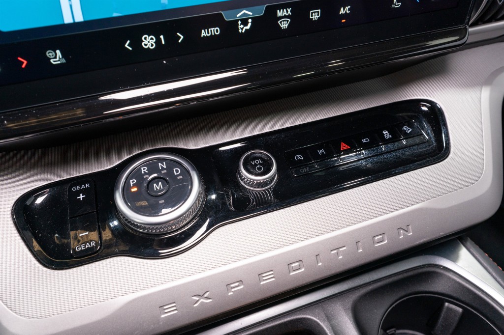 2025 Ford Expedition Image 22