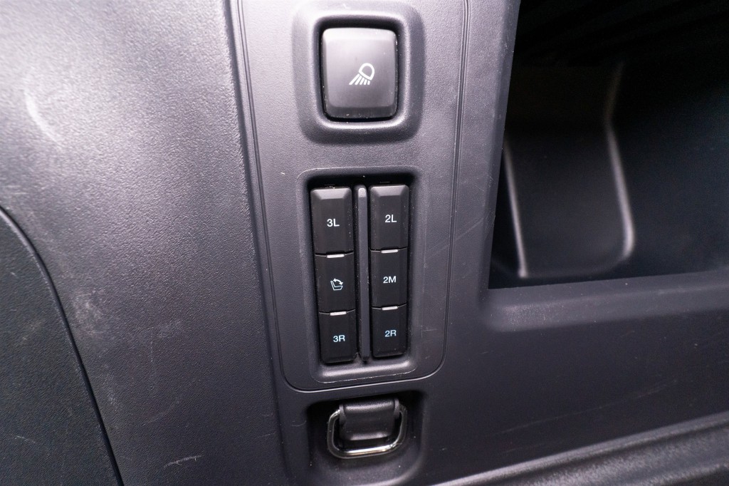 2025 Ford Expedition Image 35