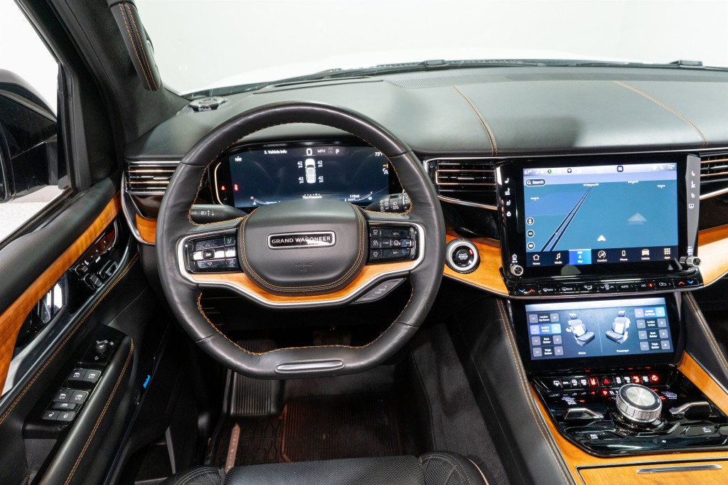 2024 Jeep Grand Cherokee Image 12