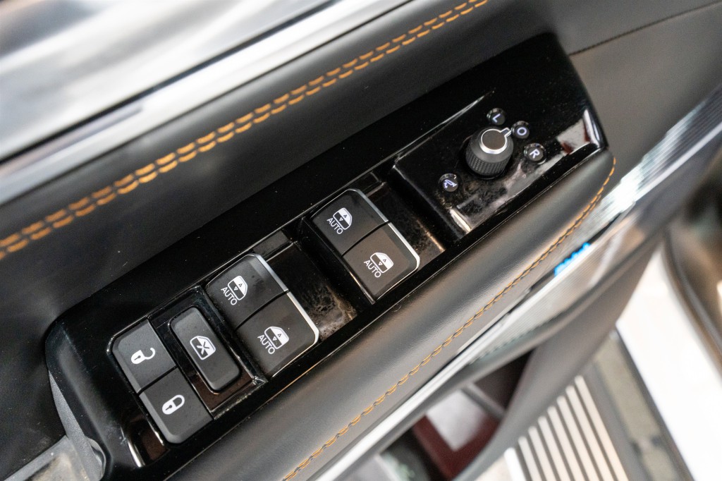 2024 Jeep Grand Cherokee Image 16